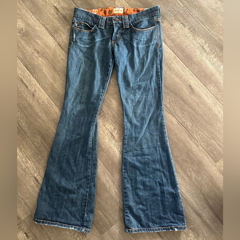 Frankie B. Blue Heart Pocket Flare Jeans - Picture 9 of 13